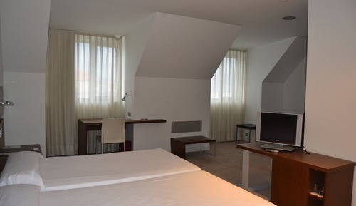 Habitación con 1 cama doble o 2 individuales