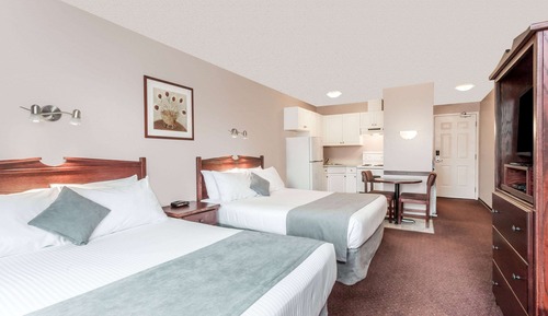 Efficiency, Room, 2 Queen Bed, Non Smoking