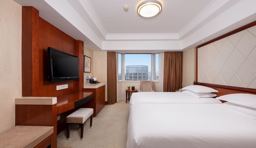 Deluxe Twin Room, Partial Lake View