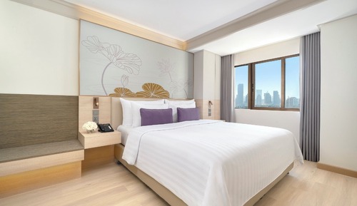 One Bedroom Balcony Junior Suite