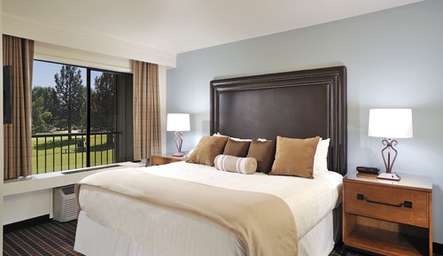 Habitación doble, 2 camas de matrimonio, vistas al campo de golf