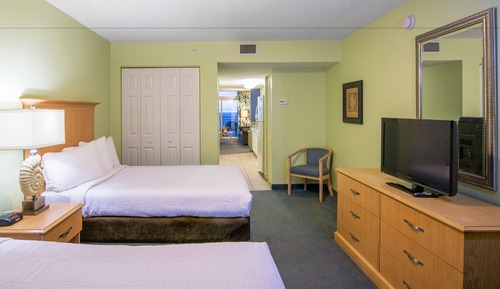 Oceanfront One Bedroom Suite