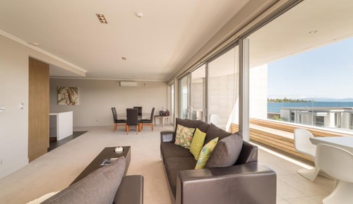 Apartamento, 2 habitaciones, vistas al lago