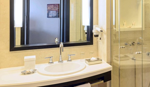 Habitación estándar, 1 cama de matrimonio grande con sofá cama