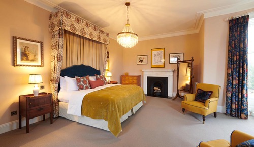 Turret Suite