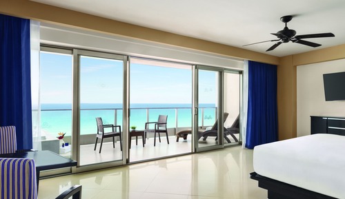 Suite, 1 cama de matrimonio grande, frente al mar