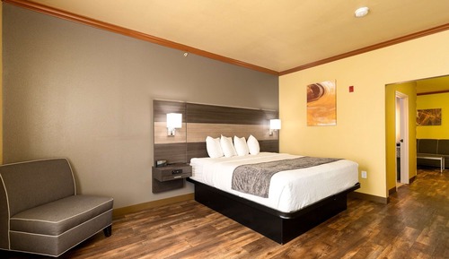 Suite, 1 cama de matrimonio grande con sofá cama, no fumadores, cocina básica (with Sofabed)