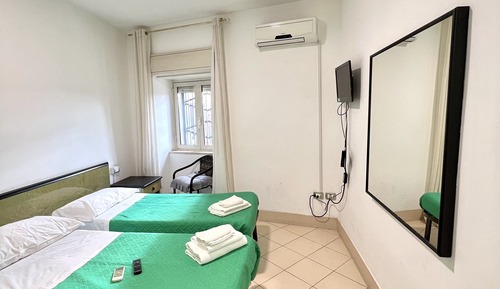 Habitación estándar con 2 camas individuales