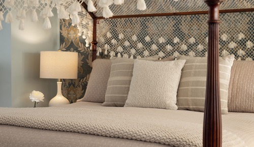 Room #9 - Penthouse Suite, 1 Queen Bed, Fireplace, not pet friendly