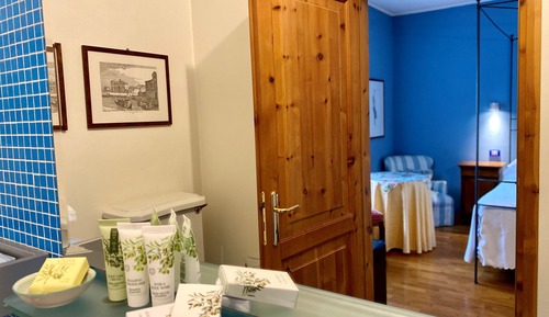 Habitación superior, 1 cama de matrimonio, vistas al jardín