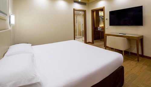 Suite, 1 cama de matrimonio grande (Living Area)