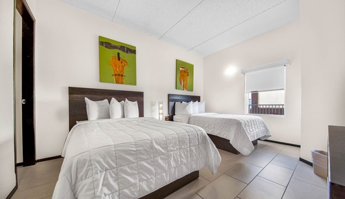 Suite presidencial, 3 habitaciones, vistas parciales al mar