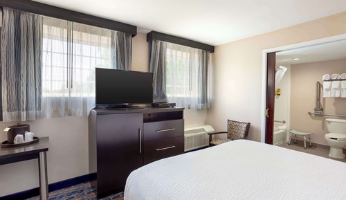 Habitación estándar, 2 camas de matrimonio, accesible para personas con discapacidad, no fumadores