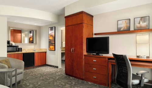 Suite, 1 habitación (Mobility Accessible, Roll-In Shower)