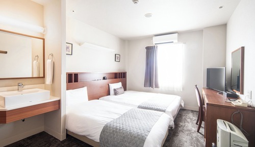 Habitación doble, no fumadores (with Extra bed, 3 Person Occupancy)