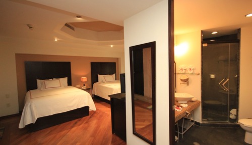 Habitación estándar, 2 camas de matrimonio