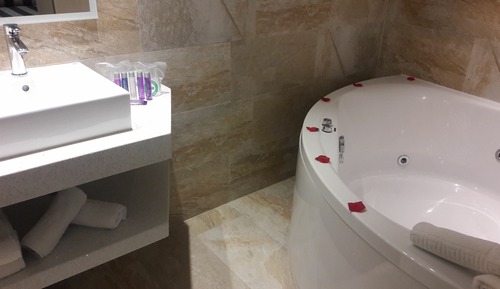 Habitación Premium, bañera de hidromasaje