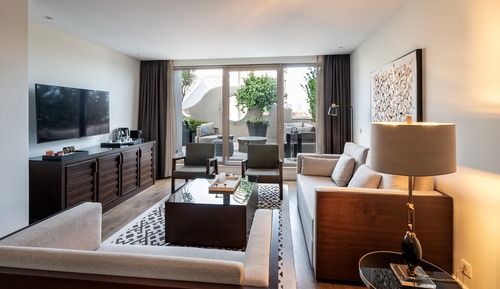 Suite Signature