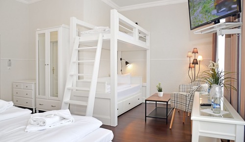 Habitación cuádruple básica