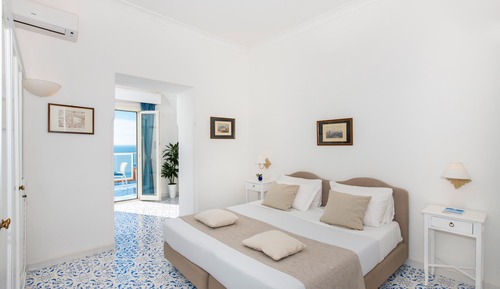 Suite junior, terraza, vistas al mar