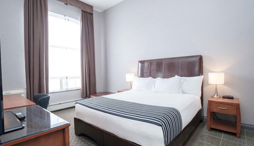 Suite, 1 cama de matrimonio grande, cocina básica (Jacuzzi)