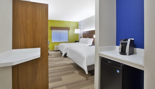 Suite, varias camas (Additional Living Area)