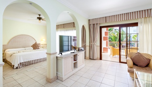 Suite junior (2 adults and 2 children)