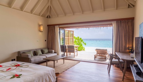 Villa de lujo, bañera de hidromasaje, junto a la playa