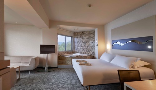 Suite, 1 habitación, en esquina