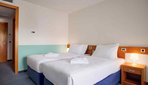 Habitación triple económica