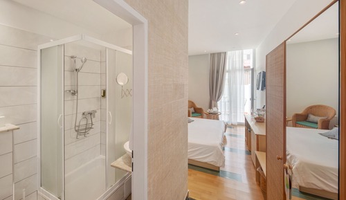 Suite estándar, balcón