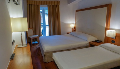 Habitación triple básica