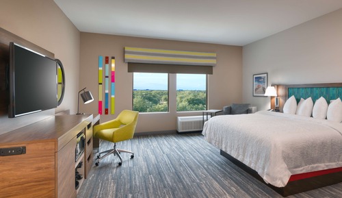 Habitación, 1 cama de matrimonio grande, accesible para personas con discapacidad, bañera