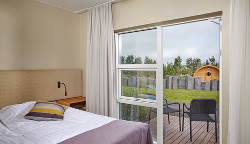 Habitación estándar con 1 cama doble o 2 individuales, baño privado, vistas a la montaña