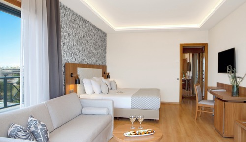 Habitación Premium, vistas parciales al mar