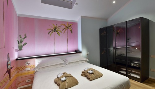 Suite with Spa Bath and Sauna