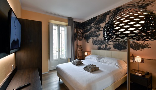 Suite with Balcony and Turkish Bath