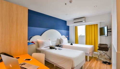 Habitación estándar con 2 camas individuales