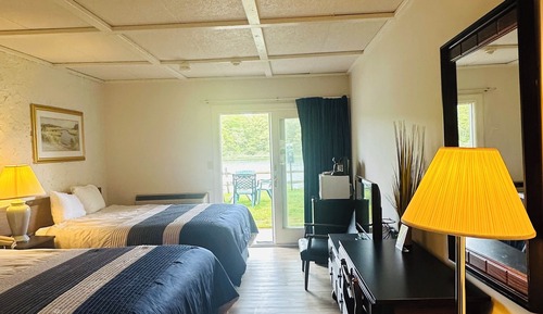 Habitación estándar, 2 camas de matrimonio, junto a la playa