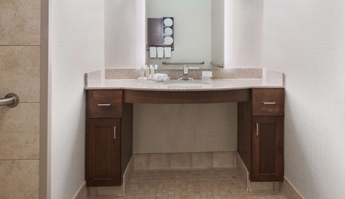 Habitación Premium, 1 cama de matrimonio grande (Mobility & Hearing, Roll-in Shower)