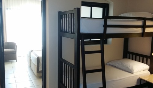 Habitación Deluxe, vistas al mar (Family, Twin and Bunk Bed, Jaz Lamaya)