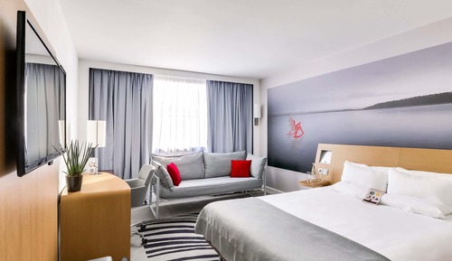Habitación familiar clásica, 1 cama de matrimonio y 1 sofá cama doble