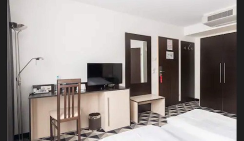 Habitación estándar con 1 cama doble o 2 individuales
