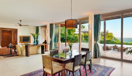 The Level 1 bedroom Garden Villa