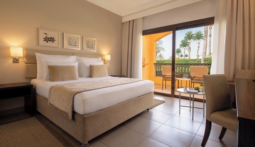Habitación familiar, vistas al jardín (Deluxe)