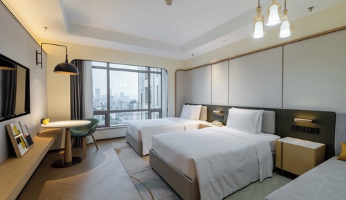 Habitación estándar, 2 camas dobles, vistas a la ciudad