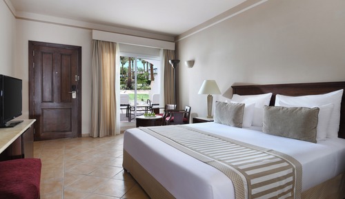 Habitación superior, vistas al jardín (Queen or Twin Bed)