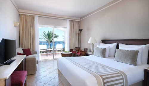 Habitación superior, vistas al mar (Queen or Twin Bed)