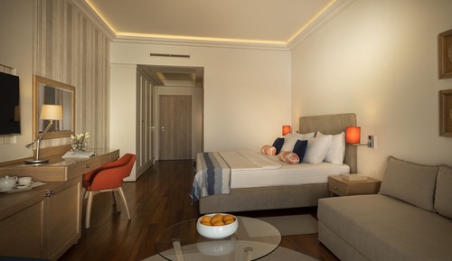 MLJSUW _ V Level Suite for 2+1 Spectacular seaview - Miramare Villas & Suites