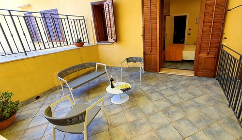 Habitación clásica, patio